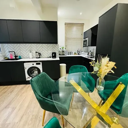 East London 2 Bed Garden Flat! 1 Min From Station! Londres Extérieur photo